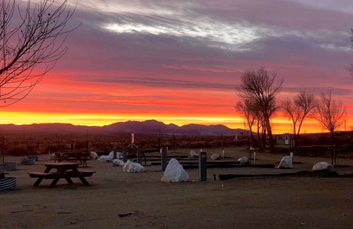 Olancha RV Rental | Death Valley RV Rest Spot#7 in the Eastern Sierras