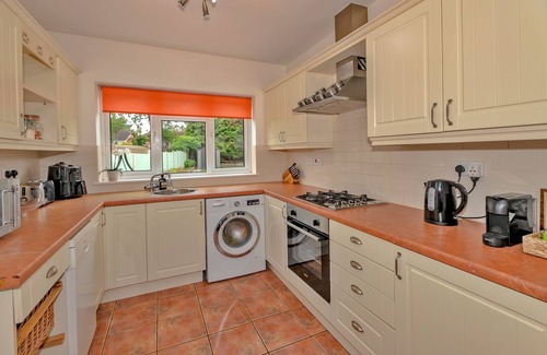 Solihull House | DeBarnes House