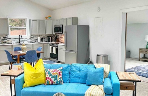 Decatur Apartment | Decatur Bungalow Cozy Comfort & Convenience