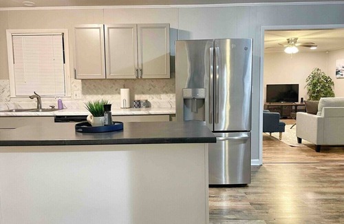Decatur House | Decatur's Cozy Family Charm with Modern Touches