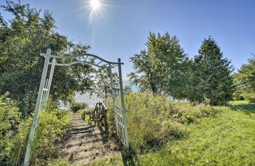 Algoma House | Deck and Fire Pit Waterfront Lake Michigan Escape