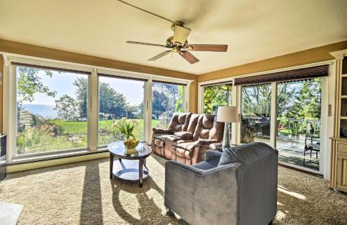 Algoma House | Deck and Fire Pit Waterfront Lake Michigan Escape