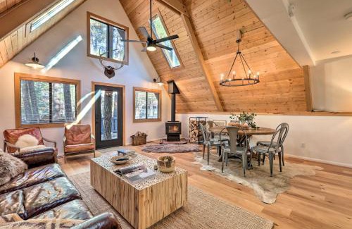 Munds Park House | Deck and Forest Views Munds Park A-Frame Cabin