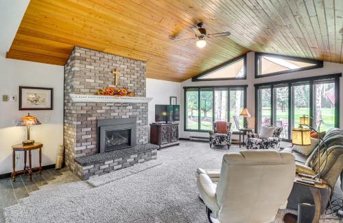 Libby House | Deck and Mtn Views Libby Home on Golf Course!