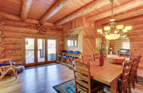 Junction City House | Deck, Grill and River Access California Escape!