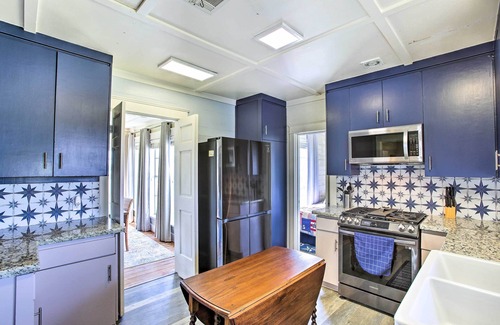 Surfside Beach House | Deck & Grill: Pet-Friendly Home in Surfside Beach!