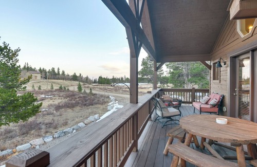 Valley of the Sun House | Deck + Mountain Views: Fairplay Family Escape!