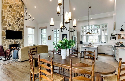 Glenville House | Deck & Mountain Views: 'Black Chalet' in Glenville