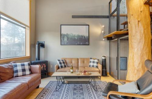 Coupeville House | Deck Views Fire Pit Pool 3 Mins to Beach Madrona Tree Retreat by AvantStay