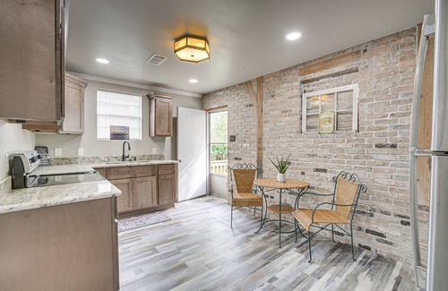 New Sarpy House | Deck, Yard & Outdoor Dining: Destrehan Getaway!