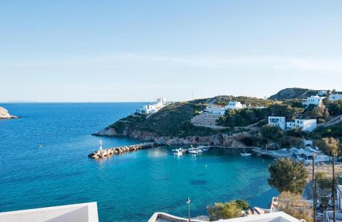 Vari Apartment | Deck2 Syros Premium Apartments