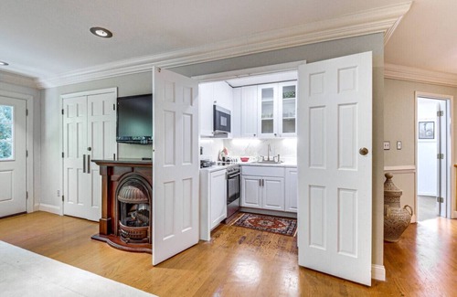 Long Green Apartment | Decked-Out Sanctuary Near Loch Raven & Baltimore