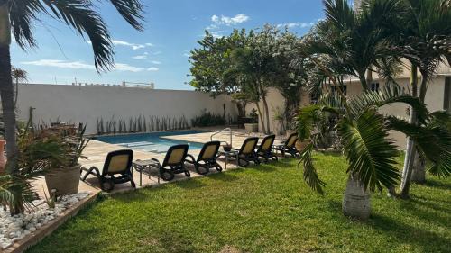 Chelem Apartment | Deco Beach Villa 1 Beachfront