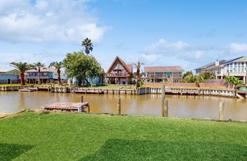 Dickinson House | DeDe's Fishhouse