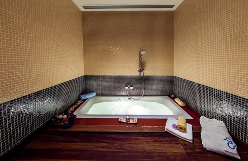 Oskemen Hotel | Dedeman Oskemen Tavros