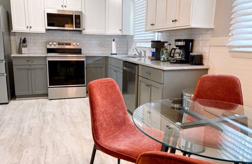 New Irving Park House | Dedicated Office, Xbox, Spacious