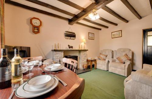 Corwen House | Dee Mount