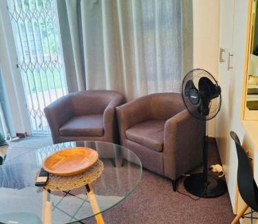 Welgemoed Apartment | Dee-One's at Napier,Kenridge,Self Catering Apartment with Pool