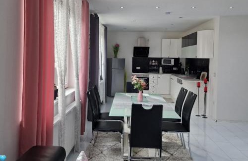 Schottwien Apartment | Deea Apartment