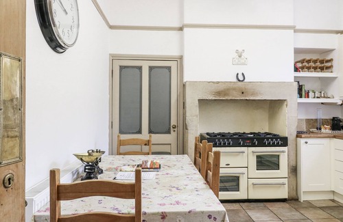 Beeley Cottage | Deeley House