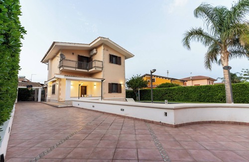 Arenella Villa | Deep Blue Sea - Casa vacanza (swimming pool, bbq, solarium)