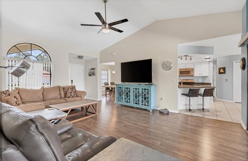 Deep Creek House | Deep Creek 3 Bedroom Private Pool Home