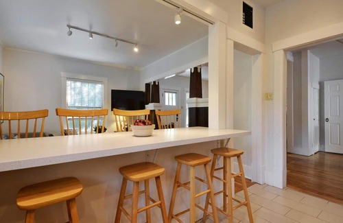 Westfield House | Deep Eddy Ave, Charming 1920s Home - Best Location In Austin