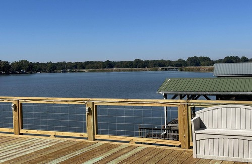 Centre House | Deep Water Lake House