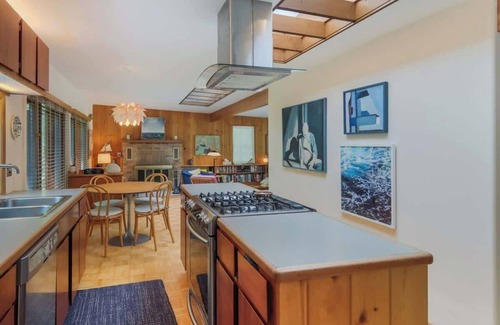 Williamsburg House | Deepwater Point Extended Stay Horse Show Rental