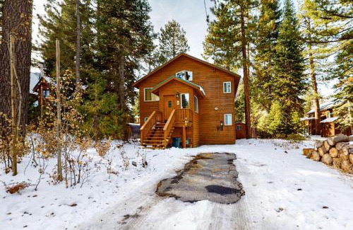 Tahoma House | Deer Ave Retreat