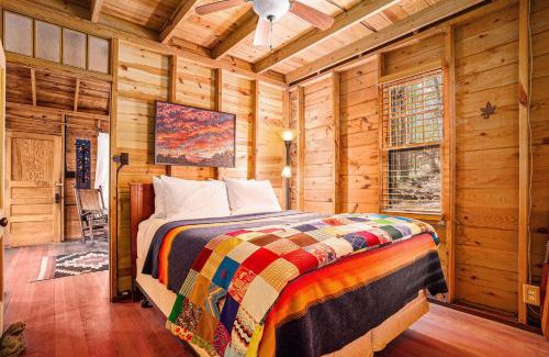 Holland House | Deer Creek
