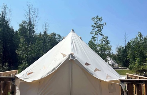Miller Lake House | “Deer Crossing” Luxury Tent | Near Tobermory