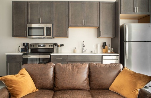 Westown Apartment | Deer District Studio Apt JC3 - One Block from Fiserv and Baird