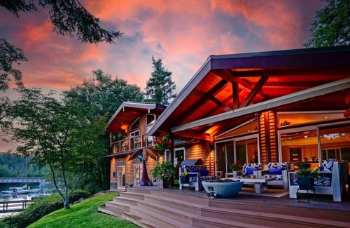 Deer Harbor House | Deer Harbor Orcas WA Waterfront estate, dock, 3 bldg, spa, greenhouses.Tiki room