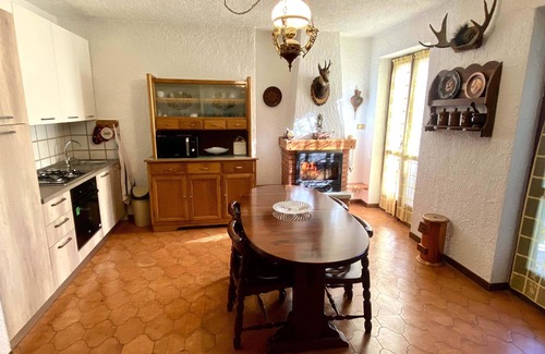 Oulx Apartment | Deer House