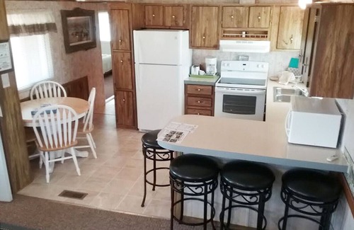 Hill City Cabin | Deer Meadow: Cabins @ Creekside #5