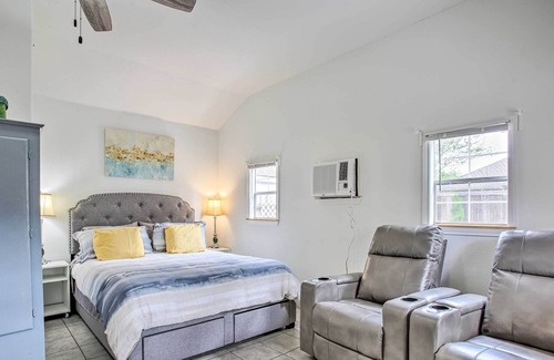 Deer Park Apartment | Deer Park Studio w/ Garden Patio, 14 Mi to Kemah!