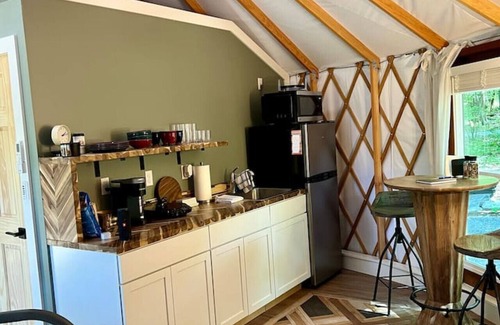 Crellin RV Rental | Deer Pass – Luxury Glamping Yurt Near Deep CreekMd