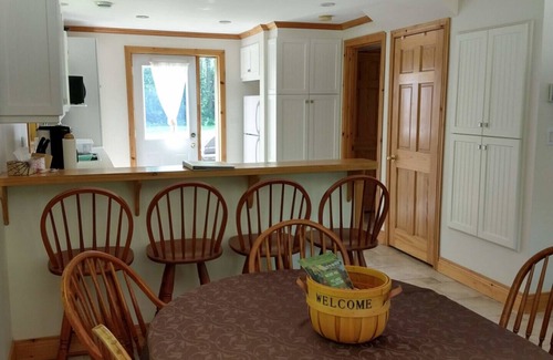 Meaford Cottage | Deer Path Guest House - on the shores of Georgian Bay