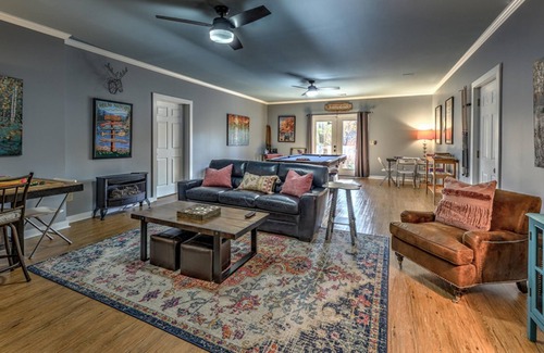 East Ellijay Condo | Deer Ridge by Escape to Blue Ridge