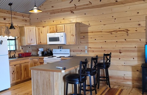 Utopia Cabin | Deer Run Cabin, Utopia TX