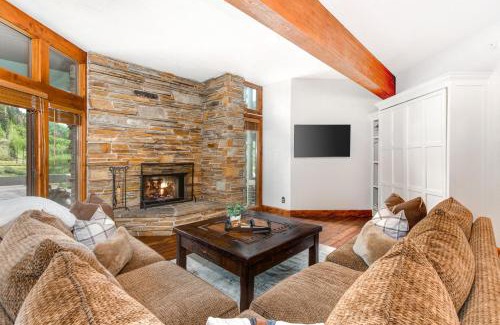 Deer Valley Apartment | Deer Valley Powder Run Perfection B12