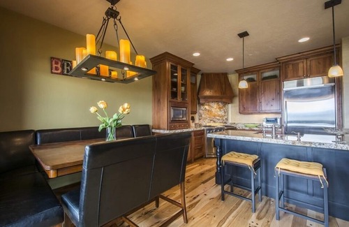Deer Valley House | Deer Valley Slope Side Luxury.True Ski in/Ski Out Retreat