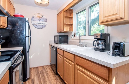 Canandaigua Condo | Deer View: "Modern Condo Minutes from Bristol Ski Mountain and Wineries"