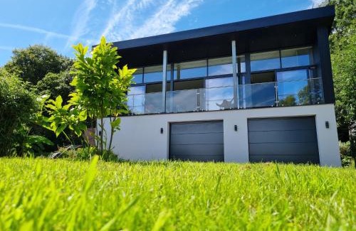 Ebford House | Deer Vue