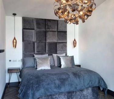 Ebford House | Deer Vue