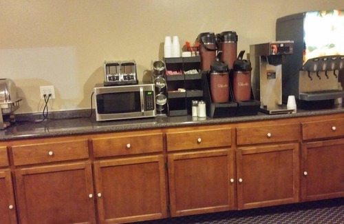 Blytheville Hotel | Deerfield Inn By Capital O Blytheville AR I55