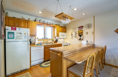 Davis House | Deerfield Village 040