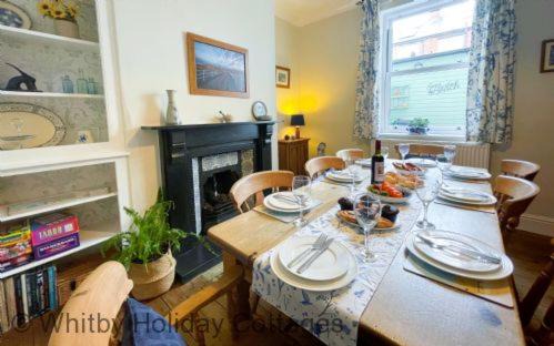 Whitby House | Deerness, 4star gold award 2024, Whitby