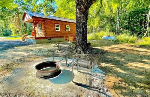 Hillsboro House | Deerpath Cabin